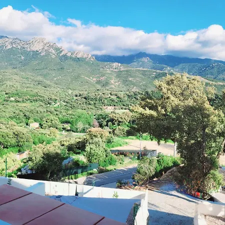 Holiday home Maison Confort Et Detente *